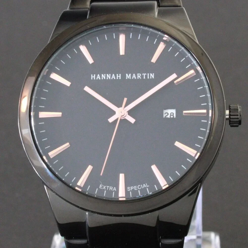 Men's Sports Watch Raised Indices Integrated Bracelet Black Quartz 40mm